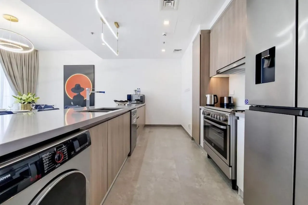 Stella Maris, Dubai Marina - Striking Two Bedroom